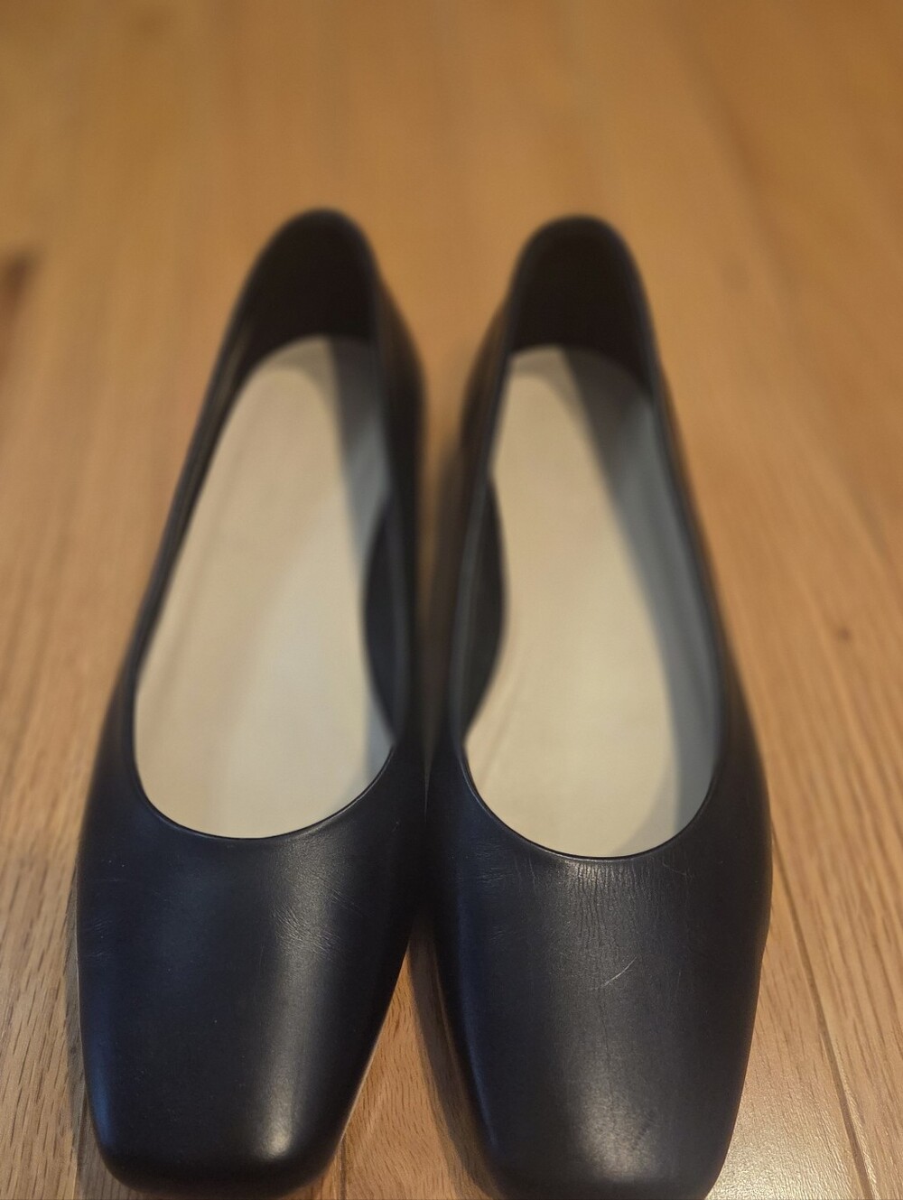 Everlane Black Square-Toe Leather Flats